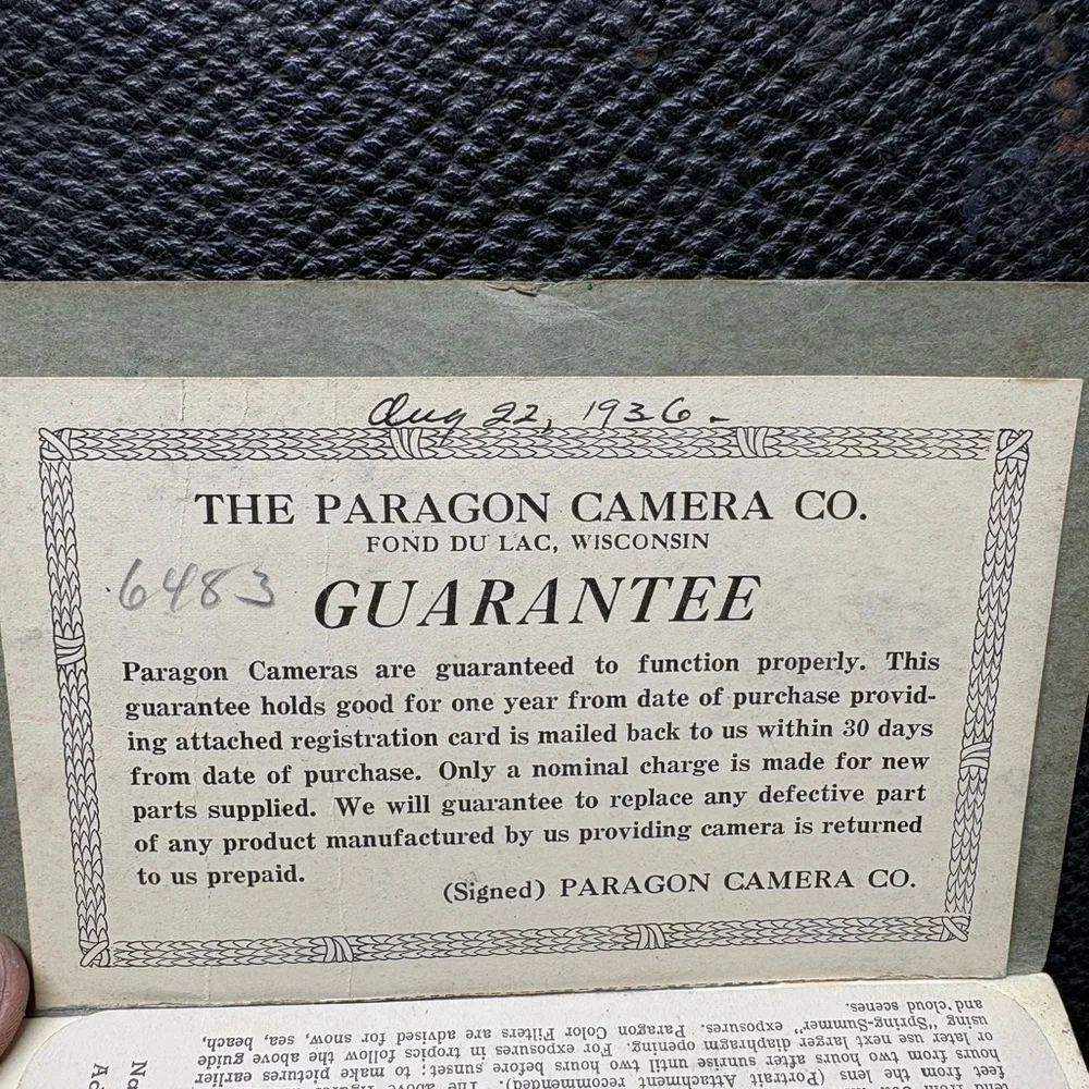 Vintage 16mm Movie Camera Paragon w/ Luxor Super Anastigmat F:1.5 focus 25mm USA